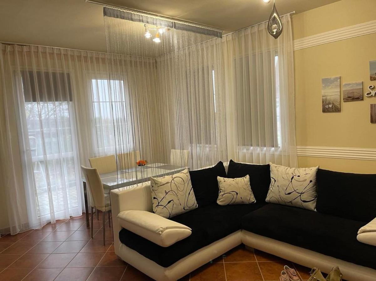 Benelise Apartman Heviz Ngoại thất bức ảnh