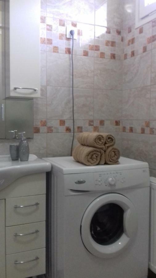 Benelise Apartman Heviz Ngoại thất bức ảnh