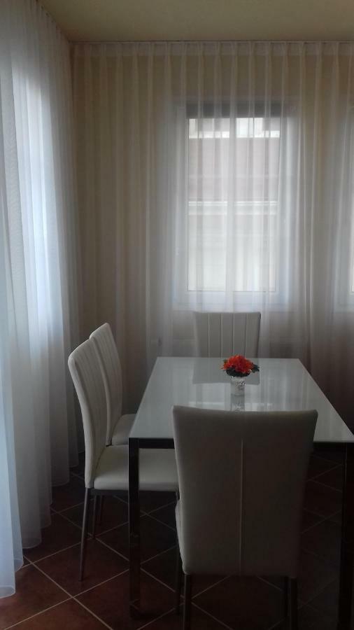 Benelise Apartman Heviz Ngoại thất bức ảnh