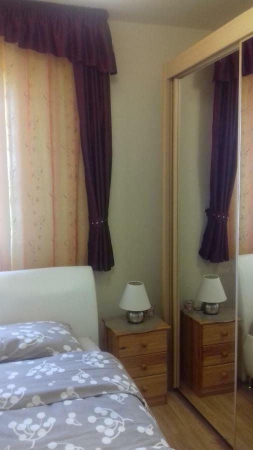 Benelise Apartman Heviz Ngoại thất bức ảnh
